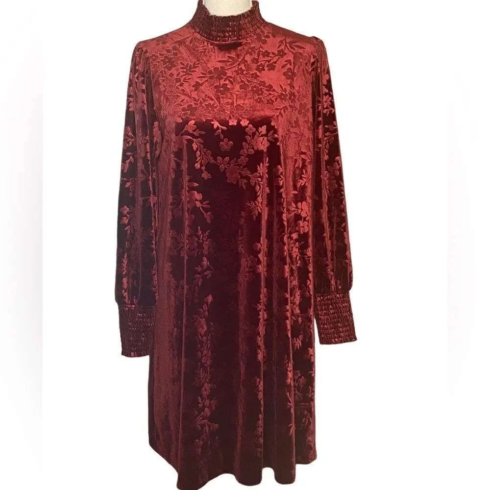 Matilda Jane Wms Sz Med Red Crushed Velvet Floral Long Sleeve High Neck Dress
